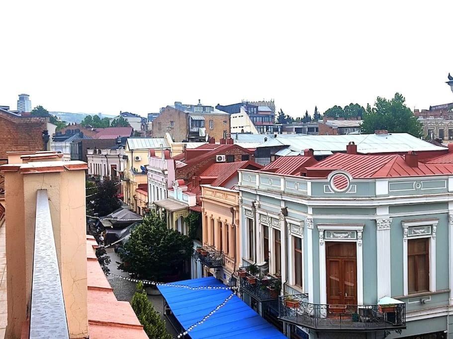 Apartment In Agmashenebeli ティビリシ エクステリア 写真