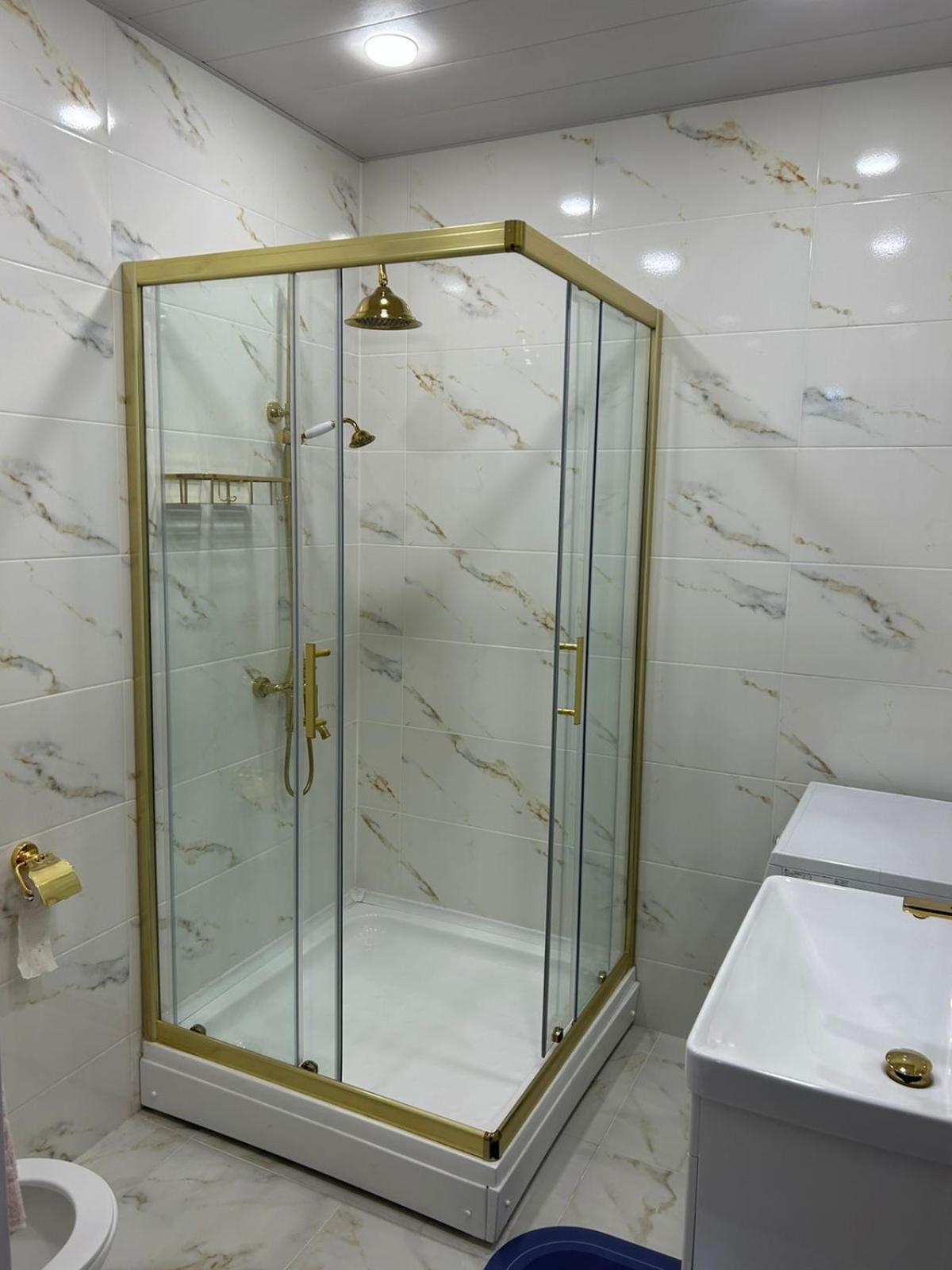 Apartment In Agmashenebeli ティビリシ エクステリア 写真